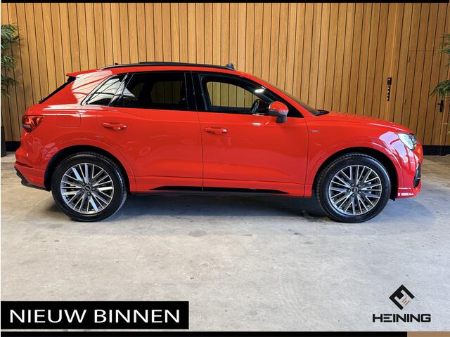 Audi Q3 45 TFSI e S edition. Pano. 2X S-Line. Apple-carplay. Blackline. 19 inch.