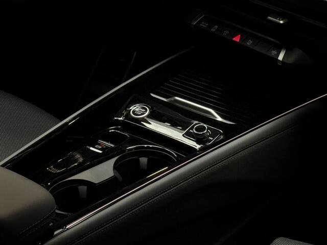 Audi Q3 Sportback 2xS-line e-hybrid 272 PK Tech plus Matrix Full LED Black Optik