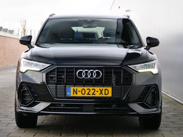 Audi Q3 Sportback 45 TFSI e S Edition 245 Pk Automaat Navigatie / DAB / Leer / Apple Carplay / 2 x Camera