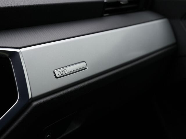 Audi Q3 45 TFSI e 245 pk | Stoelverwarming | Adaptive Cruise | Navigatie | Side Asssist