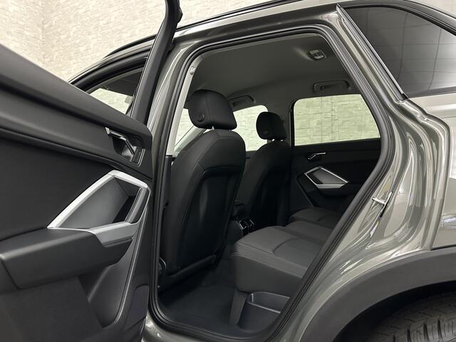 Audi Q3 45 TFSI e 245PK Hybrid | 96% SOH | Cruise Contol | Getint Glas | Dodehoek | Carplay | Navi | Chronos Grau | Side Assist | 30dkm! | 2022 | Rijklaarprijs incl. Bovag Garantie.