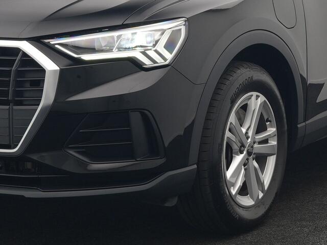 Audi Q3 45 TFSI e Plug In Hybrid 245pk Dealer O.H. PHEV | Trekhaak Af Fabriek | Panodak | Camera | Alcantara Sportstoelen Verwarmd | Apple Carplay | Keyless | Blis | LED Koplampen | Virtual | Navigatie | DAB |