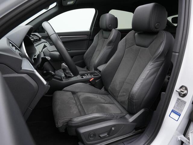 Audi Q3 Sportback 45 TFSI e 245 pk S-Line | Panoramadak | Trekhaak | Geheugenstoel | Leder/alcantara | Sonos | Achteruitrijcamera