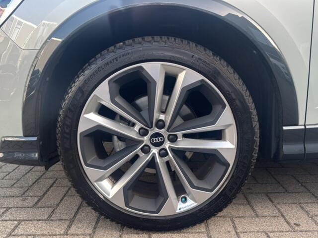 Audi Q3 35 TFSI S LINE TREKHAAK/DIG-DASH/CRUISE/PDC/STOELVERW/NAVI/CARPLAY