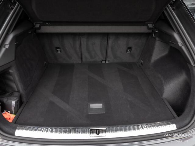 Audi Q3 45 TFSI e S-Line 360-Camera Keyless Sfeerlicht 20" BTW ACC