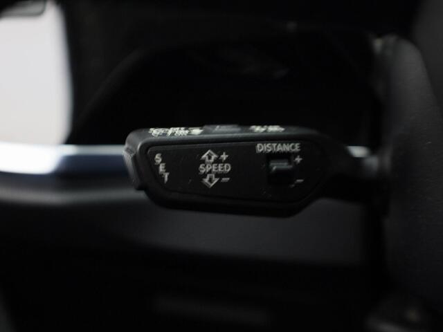 Audi Q3 Sportback 45 TFSIe 180kW/245PK S Line · Camera · Apple/Android Car Play · Adaptive Cruise Control ·Leder · Stoelverwarming · Garantie t/m 05-04-2027 of 100000km