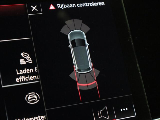 Audi Q3 45 TFSIe 180kW/245PK S Line · Panoramadak · Trekhaak · SONOS · Navigatie · Elektrische stoelverstelling · Drive select