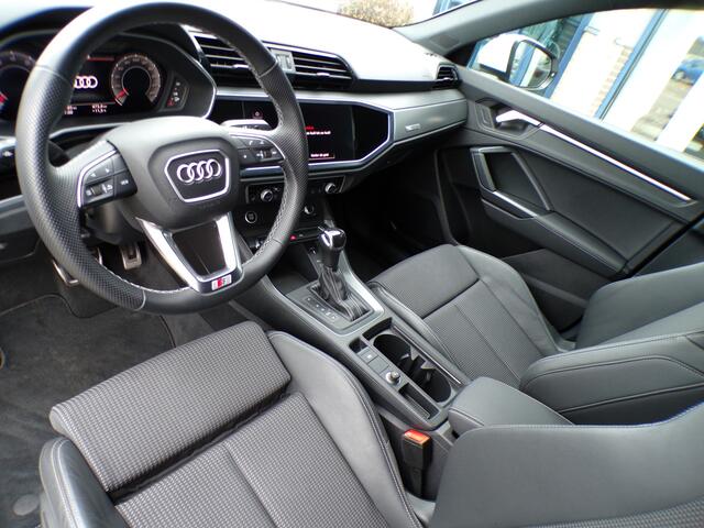 Audi Q3 Sportback 35 TFSI S Edition, Full LED / Carplay + Android Auto / Camera + Sensoren / 19' Sportvelgen