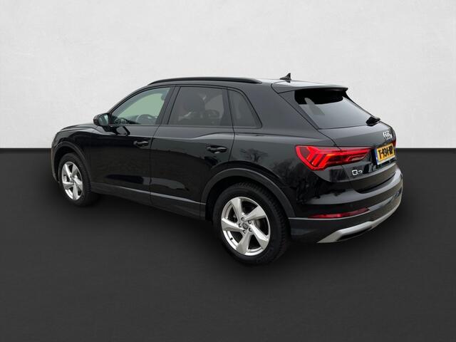 Audi Q3 35 TFSI Advanced / PDC / ECC / STOELVERWARMING / VIRTUAL COCKPIT