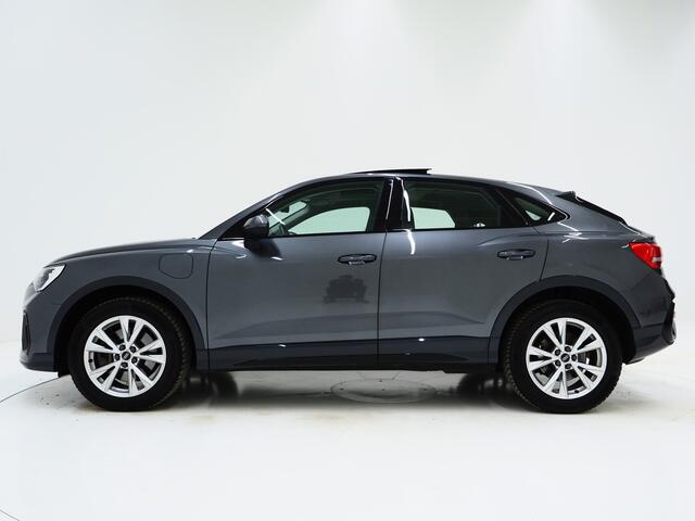 Audi Q3 Sportback 45 TFSI e Edition Full Black | Panoramadak | Stoelverwarming | Virtual | Cruise | PDC | LED | Carplay