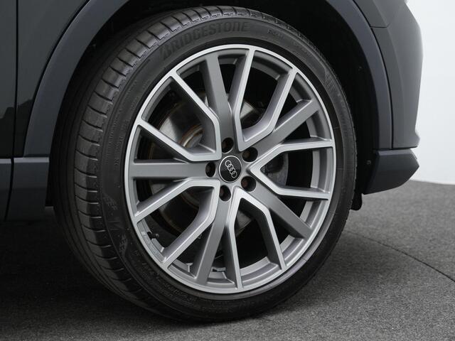 Audi Q3 45 TFSI e 245 pk S-Line | Stoelverwarming | Navigatie | Parkeersensoren voor/achter | Audi Drive Select