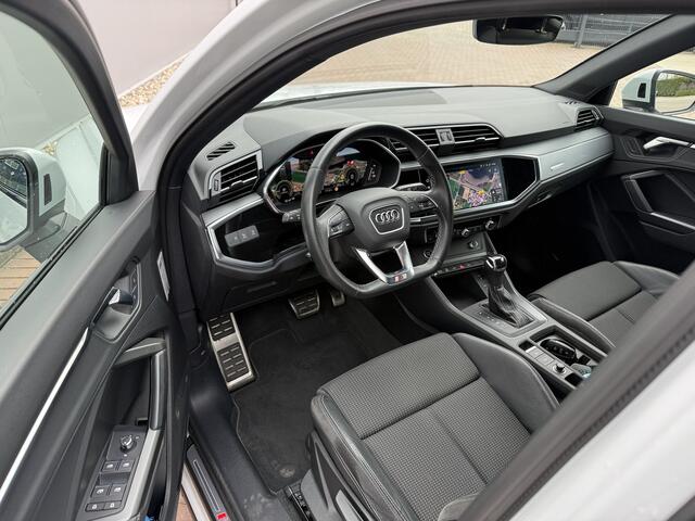 Audi Q3 45 TFSI e Hybrid 245pk S edition | Zwart optiek