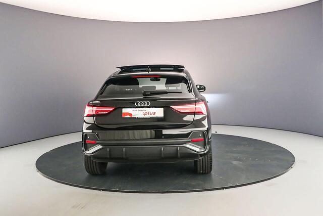 Audi Q3 Sportback 45 TFSI e Advanced Edition | Trekhaak | Pano | Matrix | ACC | Sonos | 19" | Memory | 360 Camera |