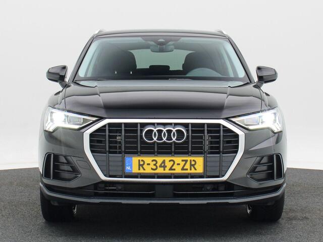 Audi Q3 45 TFSi e 245 Pk Automaat Advanced edition | Camera | Stoelverwarming | Carplay | Adaptive Cruise | 19 Inch | 13.438 Km !!