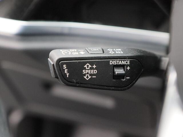 Audi Q3 45 TFSi e 245 Pk Automaat Advanced edition | Camera | Stoelverwarming | Carplay | Adaptive Cruise | 19 Inch | 13.438 Km !!