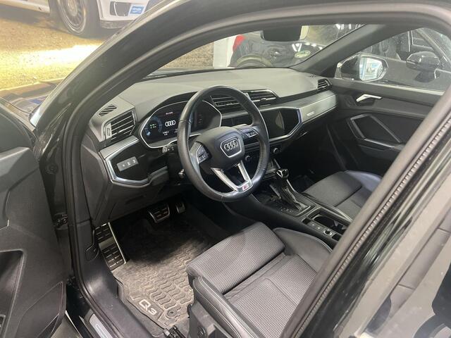 Audi Q3 45 TFSIe 245pk S-tronic Advanced Edition · Camera · Apple/Android Car Play · P-Sensoren · Elek. Achterklep · 18'' Inch · Stoelverwarming ·