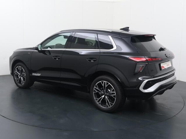 Audi Q3 S edition e-hybrid 200 kW S tronic | Privacy glas | Led-koplampen | S line-interieur met sportstoelen | Techniekpakket plus | Audi phone box | Grootlichtassistent |