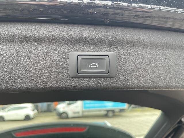 Audi Q3 45 TFSI e Business Edition 18"/Sportstoelen/Stoelverwarming/Adaptieve cruise/Audi Sound/PDC v+a/Virtual cockpit/Navigatie/Apple Carplay & Android Auto