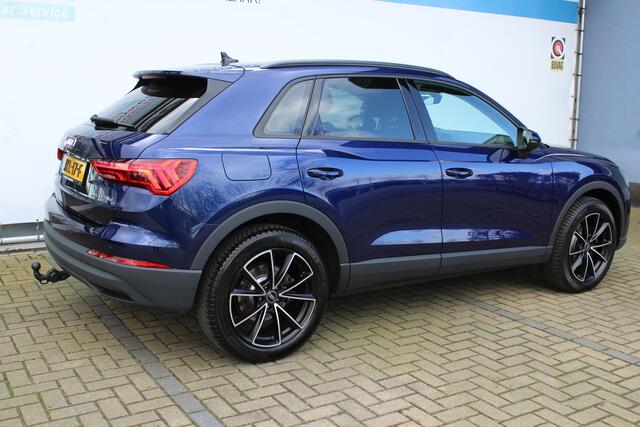 Audi Q3 45 TFSI e edition | Incl. 12 maanden Garantie | Stoelverwarming | Elektrische kofferbakklep | Trekhaak | Adaptive cruise | Dodehoekdetectie | Lane assist | Virtual cockpit | 19 Inch LMV | Apple CarPlay/Android Auto | LED Koplampen |