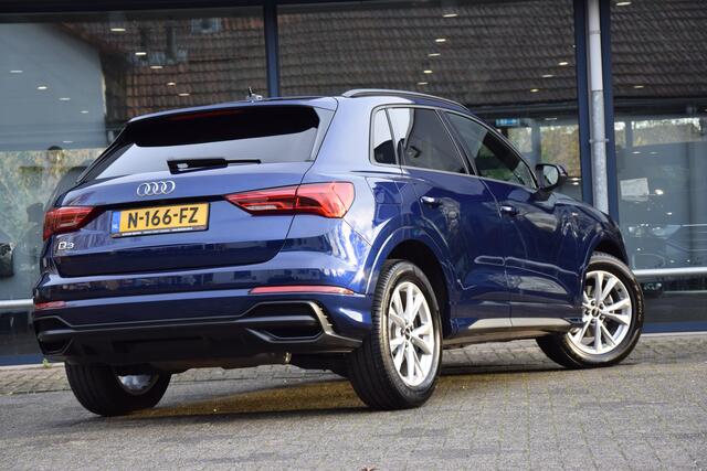 Audi Q3 35 TFSI S edition S-Tronic Automaat | Org. NL | BOVAG Garantie | Trekhaak | Virtual Cockpit | Full LED | Sportstoelen | Camera | Apple Carplay/Android Auto | Elektrische Kofferklep | 18'' Velgen |