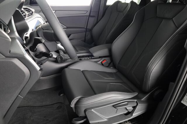 Audi Q3 Sportback 45 TFSI e S-Line 245 pk Automaat (S-Tronic) | Navigatie | Panorama dak | Parkeersensoren | Achteruitrijcamera | Stoelverwarming