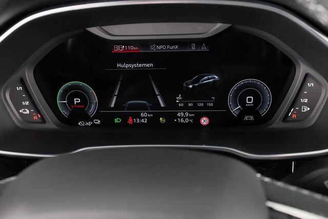 Audi Q3 Sportback 45 TFSI e S-Line 245 pk Automaat (S-Tronic) | Navigatie | Panorama dak | Parkeersensoren | Achteruitrijcamera | Stoelverwarming