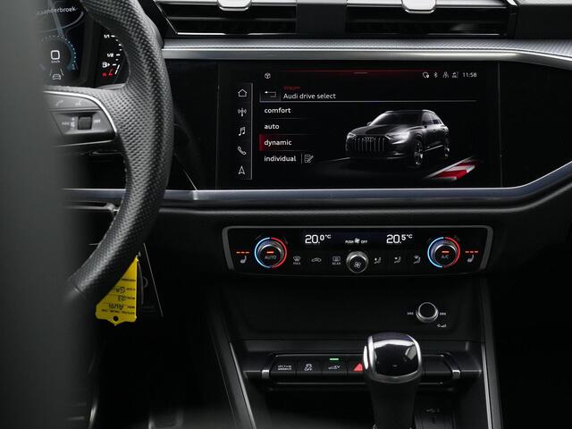 Audi Q3 45 TFSI e 245 pk S-Line | Panoramadak | Leder/alcantara | Achteruitrijcamera | Adaptive Cruise | Elektrische achterklep | Stoelverwarming | Navigatie | Side Assist
