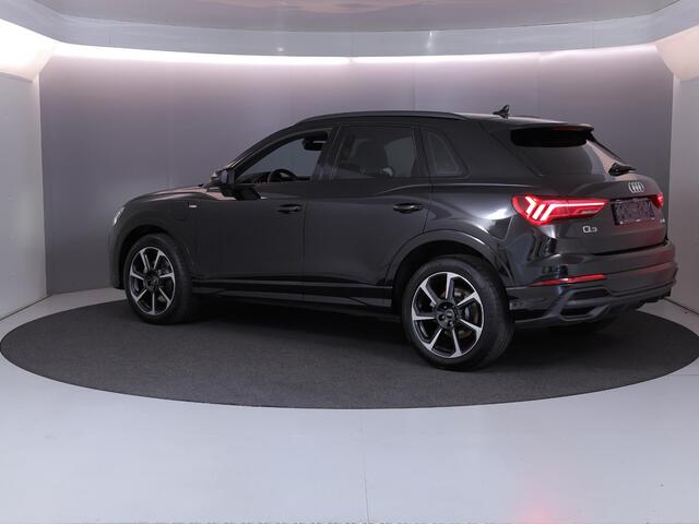 Audi Q3 45 TFSI e S edition 245 pk S-tronic | Navigatie | Parkeersensoren | Cruise control | LED koplampen | S-Line |