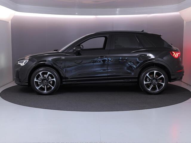 Audi Q3 45 TFSI e S edition 245 pk S-tronic | Navigatie | Parkeersensoren | Cruise control | LED koplampen | S-Line |