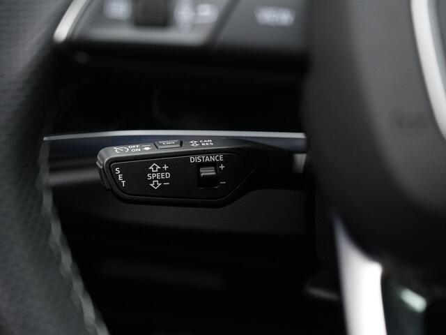 Audi Q3 Sportback 45 TFSI e 245 pk S-Line | Panoramadak | Trekhaak | Achteruitrijcamera | Elektrische achterklep | Adaptive Cruise | Stoelverwarming | Navigatie