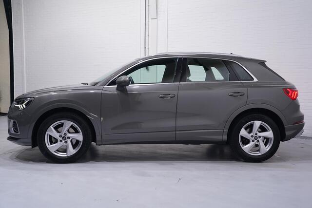 Audi Q3 35 TFSI Advanced edition Plus NAP Rijklaar! Led koplampen Camera Sportstoelen Leder/alcantara Apple Carplay/Android auto