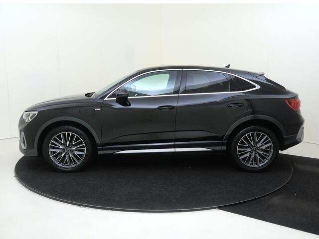 Audi Q3 Sportback 45 TFSI e S Edition | Dodehoek detectie | Sfeerverlichting | Navigatie Plus | Keyless | Adaptieve cruise control | CarPlay | Full LED verlichting |