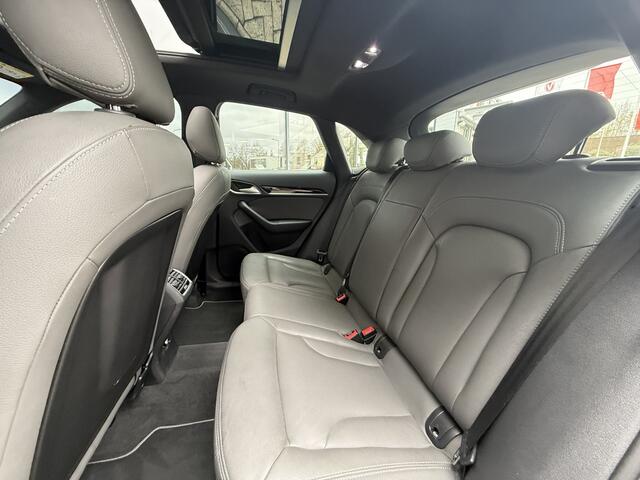 Audi Q3 1.4 TFSI CoD Sport S Line Edition 2XS-LINE,PANO,NAV/CAM,LEER,TREKHAAK