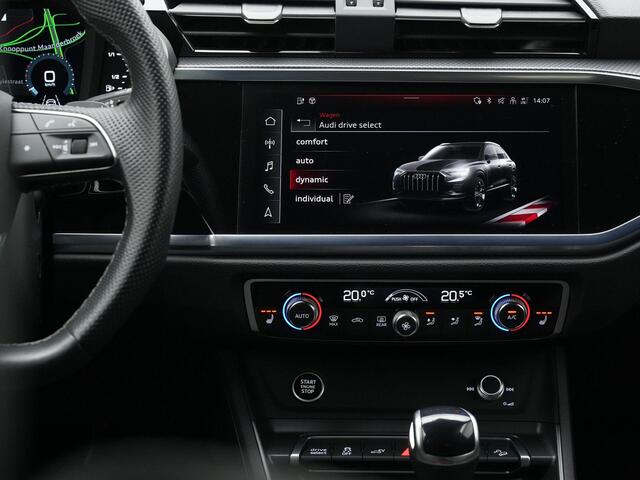 Audi Q3 45 TFSI e 245 pk S-Line | Achteruitrijcamera | Stoelverwarming | Navigatie | Keyless Entry