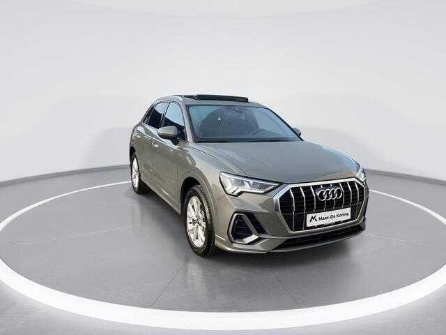 Audi Q3 45 TFSIe 180kW/245PK S Line · Panoramadak · Camera · Apple/Android Car Play · Drive select · Leder/stof