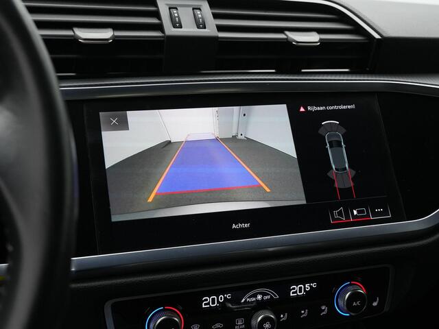 Audi Q3 Sportback 35 TFSI 150 pk S-tronic S-Line | Panoramadak | Trekhaak | Leder/alcantara | Achteruitrijcamera | Stoelverwarming | Adaptive Cruise