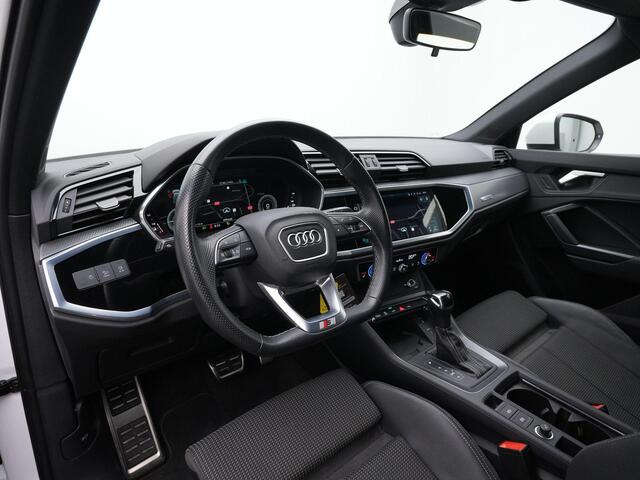 Audi Q3 45 TFSI e 245 pk S-Line | Trekhaak | Achteruitrijcamera | Stoelverwarming | Elektrische achterklep | Navigatie