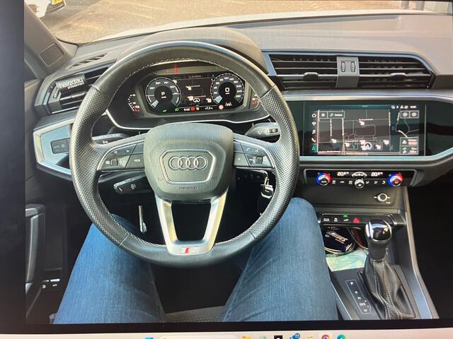 Audi Q3 45 TFSI e S edition | 1E EIGENAAR | 12MND GARANTIE | AUTOMAAT | PANO | LED | CARPLAY | CRUISE | LMV |