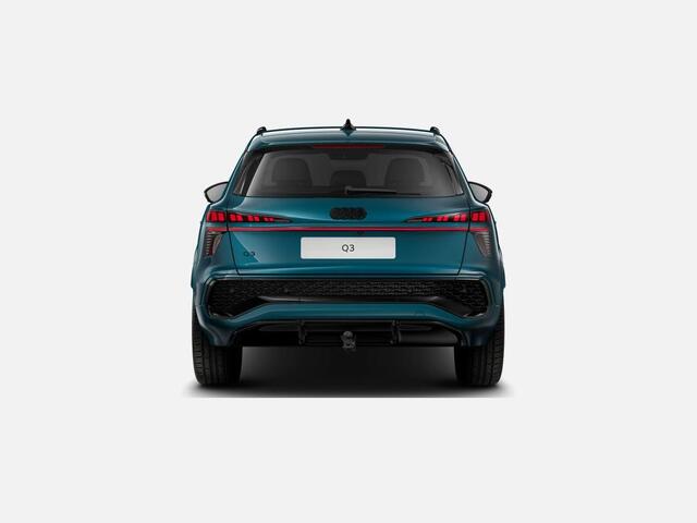 Audi Q3 1.5 200kW e-hybrid S edition 272 PK · Glazen panoramadak · Tech Pro · MMI experience pro