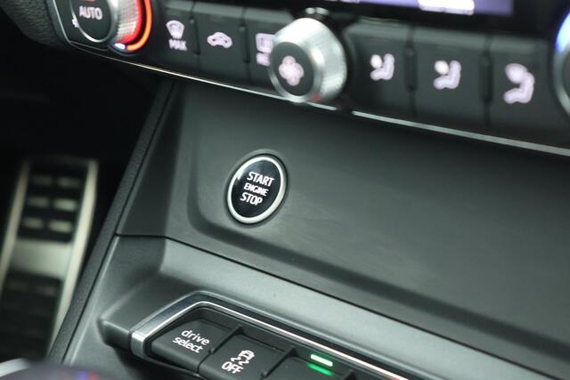 Audi Q3 45 TFSI e 245pk S edition 360Camera Leder Keyless Stoelverwarming Navigatie 2x S-Line