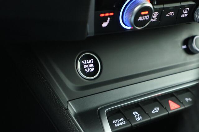 Audi Q3 Sportback 45 TFSI e 245pk S Edition Leder Trekhaak Camera Led Stoelverwarming 2x S-Line