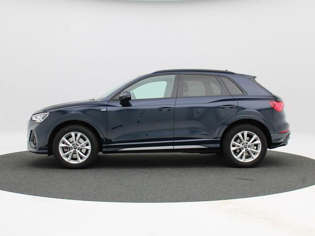 Audi Q3 45 TFSi e S-Line 245 Pk | Stoelverwarming | Adaptive Cruise | Camera | CarPlay | Climatronic | Matrix LED | 18 Inch | 69.509 Km !!