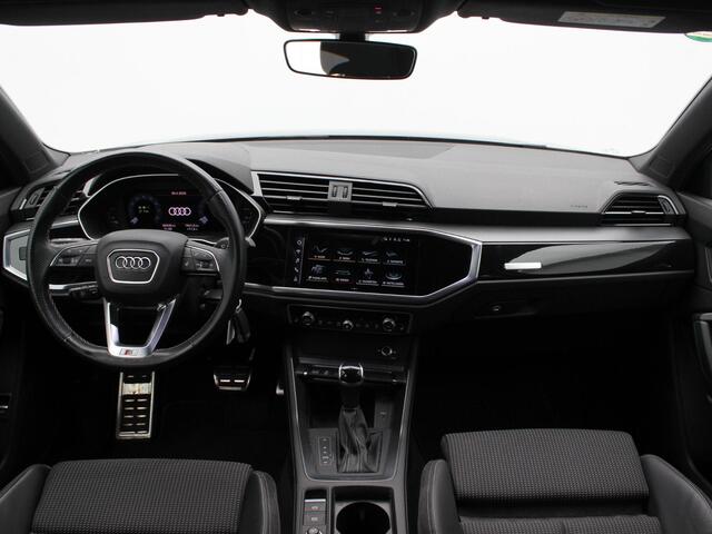 Audi Q3 45 TFSi e S-Line 245 Pk | Stoelverwarming | Adaptive Cruise | Camera | CarPlay | Climatronic | Matrix LED | 18 Inch | 69.509 Km !!