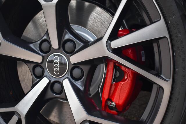 Audi Q3 Sportback 1.5 200kW e-hybrid S edition Pano Tech Pro Trekhaa