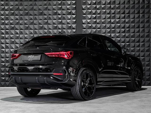 Audi Q3 Sportback 45 TFSI e S Edition | 20" | Sonos | Memo | Topview | Matrix | Magn. Ride | Ad. Cruise | Alcantara | Keyless |
