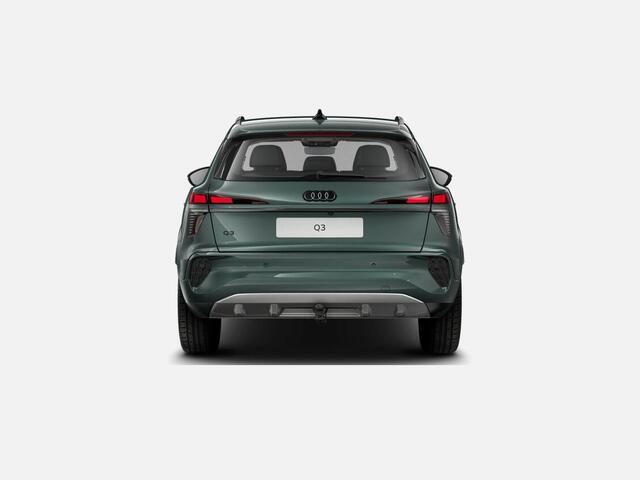 Audi Q3 1.5 200kW e-hybrid Advanced edition 272 PK · Trekhaak elek. wegklapbaar · Exterieur in carrosseriekleur · 18" inch LM Velgen