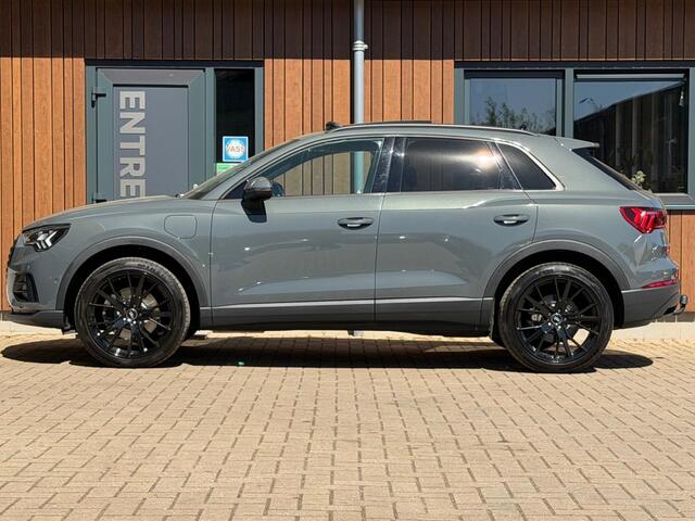 Audi Q3 45 TFSI S-Line Pano BenO Led Trekhaak