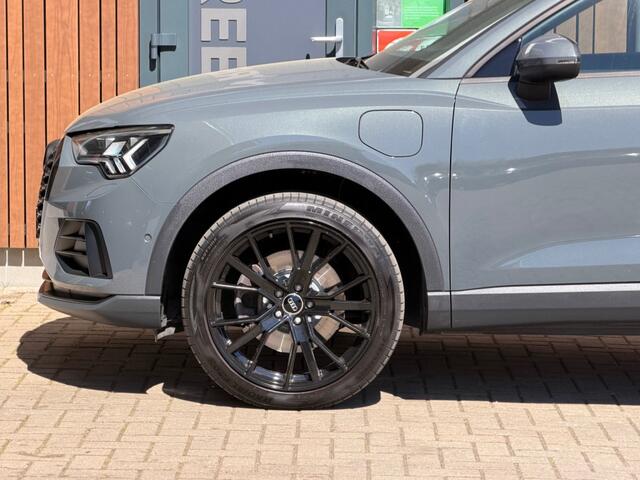 Audi Q3 45 TFSI S-Line Pano BenO Led Trekhaak