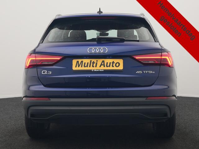 Audi Q3 45 TFSI e S-Line PHEV 245pk Dealer O.H Adaptive Cruise | Camera | Blis | S-line Interieur | Lederen Sportstoelen Verwarmd | Sportstuur | Navigatie | Virtual | DAB | 17"L.M |