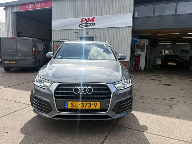 Audi Q3 1.4 TFSI CoD Sport S Line Edition Clima, stoelverwarming, cruise, pdc